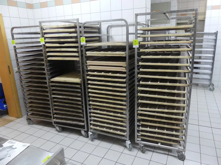 Edelstahl-Frosterwagen Maße in cm ca. 66 x 80 x 180